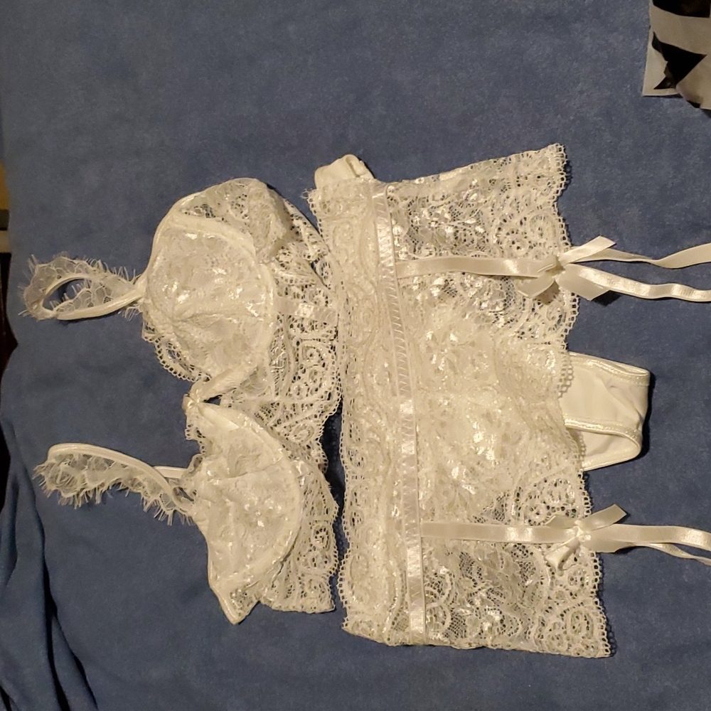 NWOT 3 piece lingerie set. Small, white, $15